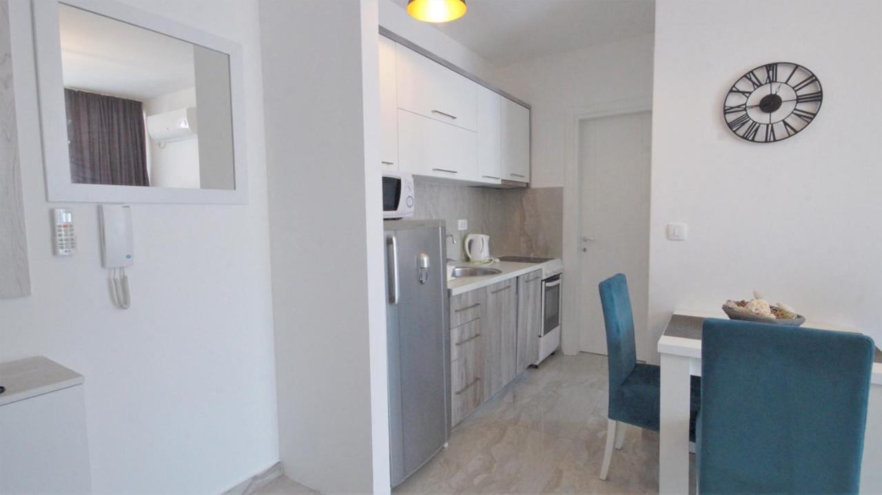 Mondi Azzurri Apartman Budva Kültér fotó
